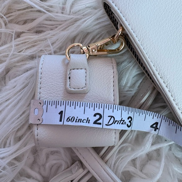 Mali + Lili Vegan Leather Phone Crossbody & Earbud Case - Picture 8 of 9